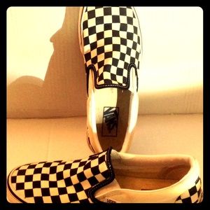 Vans classic checkerboard slip-on
